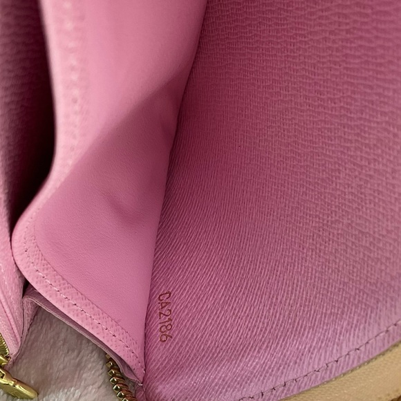 🔥💙LV Voyager Trunk Damier Azur Zippy Wallet 🔥💙 - Picture 9 of 10